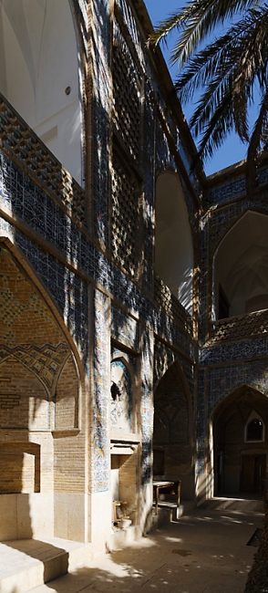 Chiraz-Madrasa du Khan-018